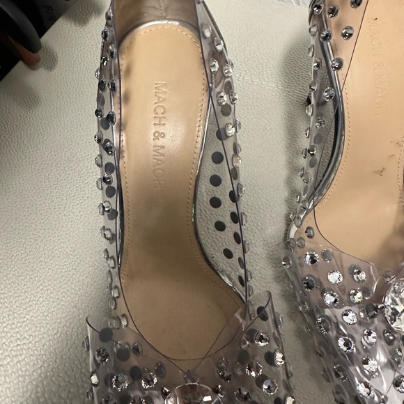 Mach Mach - Picture 1 of 5